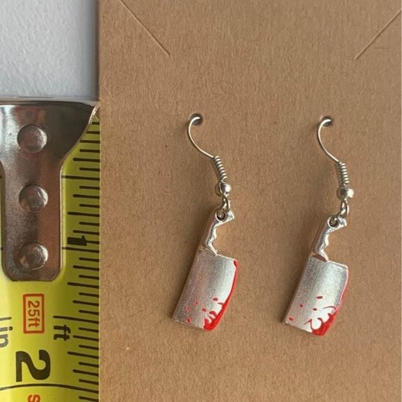 Brand new Halloween horror quirky bloody butcher knife earrings - Picture 3 of 3